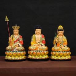 Bo Tuong Ta Ba Tam Thanh Ngoi Mau Vang Ao Do Bang Composite Cao 30cm 10