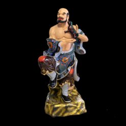 Bo Tuong Thap Bat La Han Son Mau Bang Composite Cao 1m63 De 70cm x 70cm 17