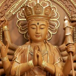 Tượng Bồ Tát Chuẩn Đề Ngồi Đài Sen Họa Tiết Viền Vàng, Bằng Gỗ Hương Chương, Cao 40cm (Tổng Lá Đề 60cm) 2 Tuong Bo Tat Chuan De Ngoi Dai Sen Hoa Tiet Vien Vang Bang Go Huong Chuong Cao 40cm Tong La De 60cm 6