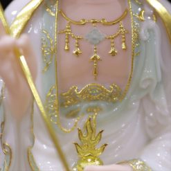 Tuong Dia Tang Ngoi Bot Da Trang Xanh Nhat Vien Vang Cao 40cm Tong Hao Quang 52cm 3