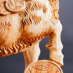 Tượng dê ngậm xâu tiền Nhất Dương gỗ ngọc am