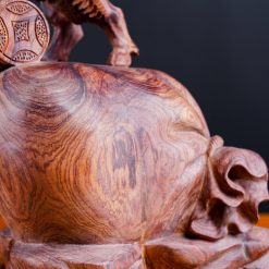 Tượng dê phong thủy Nhất Dương gỗ cẩm 6 Tượng dê phong thủy Nhất Dương gỗ cẩm