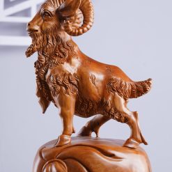 Tượng dê phong thủy Nhất Dương gỗ ngọc am