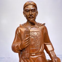 Tượng Hưng Đạo Đại Vương Trần Quốc Tuấn