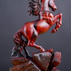 Tượng ngựa để bàn Nhất Mã gỗ trắc 35cm SP7470