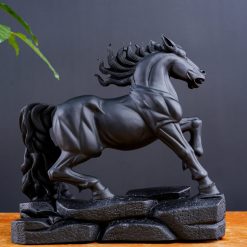 Tượng ngựa để bàn phong thủy Nhất Mã gỗ mun 7 Tượng ngựa để bàn phong thủy Nhất Mã gỗ mun