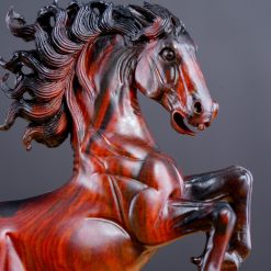 Tượng ngựa Nhất Mã gỗ trắc 30cm SP7512