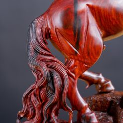 Tượng ngựa Nhất Mã gỗ trắc 30cm SP7512