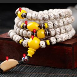 Chuỗi 108 Hạt Bồ Đề Tinh Nguyệt Hạt Cái Vàng, Cỡ 6mm, 7mm, 9mm 1 Chuoi 108 Hat Bo De Tinh Nguyet Hat Cai Vang Co 6mm 7mm 9mm 2