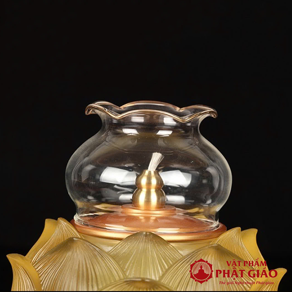 den-dau-luu-ly-hoa-sen-boc-dong-cao-16cm-duong-kinh-15cm-vat-pham-phat-giao-la-boi-4 den dau luu ly hoa sen boc dong cao 16cm duong kinh 15cm vat pham phat giao la boi 4