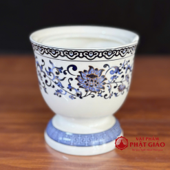 Đèn Dầu Sứ Trắng Hoa Sen Màu Lam, Cao 15cm, 18cm 4 den dau su trang hoa sen mau lam cao 15cm 18cm vat pham phat giao la boi 4