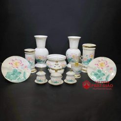 Đèn Dầu Sứ Trắng Sen Hồng Lá Xanh, Cao 15cm, 18cm 4 den dau su trang sen hong la xanh cao 15cm 18cm vat pham phat giao la boi 5