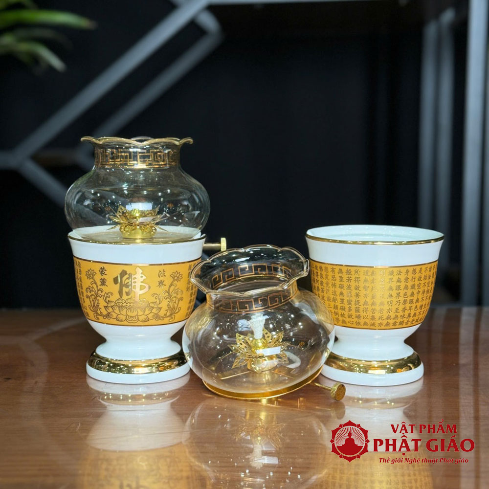 den-dau-su-trang-tam-kinh-vang-cao-15cm-18cm-vat-pham-phat-giao-la-boi-3 den dau su trang tam kinh vang cao 15cm 18cm vat pham phat giao la boi 3