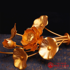 doi lo hoa sen tho phat 7 bong vang chat lieu nhom cao 60cm vat pham phat giao la boi 3