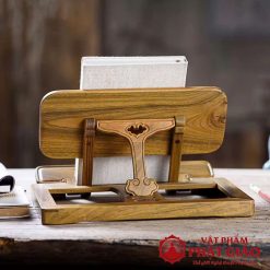 Kệ Kinh Sách Để Bàn Khắc Hoa Sen Màu Gỗ Nhạt 3 ke kinh sach de ban bang go khac hoa sen mau nhat vat pham phat giao la boi 3