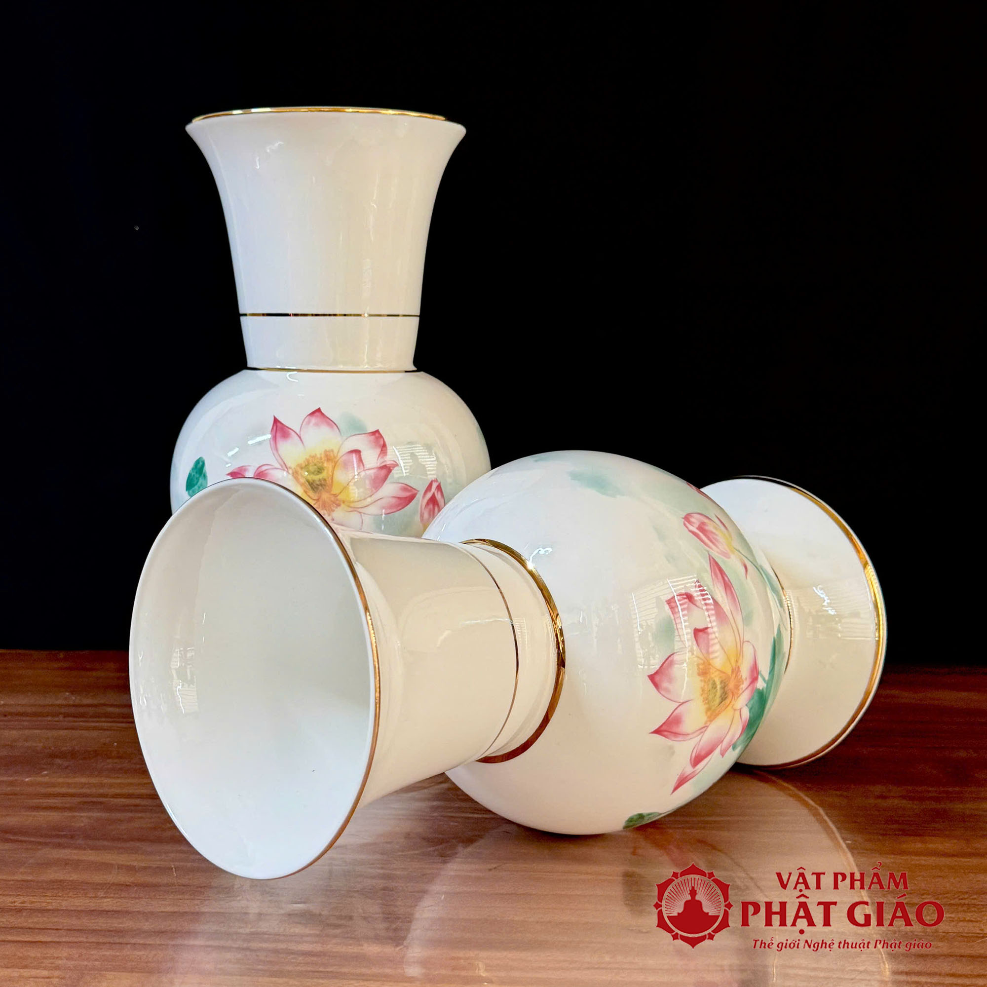 lo-hoa-su-trang-sen-hong-la-xanh-nhieu-co-vat-pham-phat-giao-la-boi-7 lo hoa su trang sen hong la xanh nhieu co vat pham phat giao la boi 7