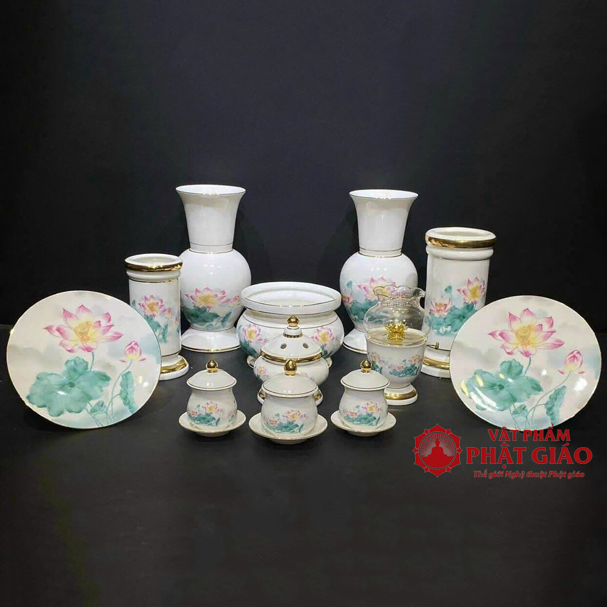 lo-hoa-su-trang-sen-hong-la-xanh-nhieu-co-vat-pham-phat-giao-la-boi-8 lo hoa su trang sen hong la xanh nhieu co vat pham phat giao la boi 8