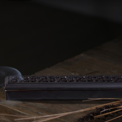 Hộp Đốt Thanh Trầm Thân Gốm Nắp Chữ Cổ, Dài 24cm 3 hop dot thanh tram than gom son den dai 24cm 1