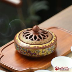 lu dot tram huong gom su mau nau vang ve hoa tiet doc dao 3