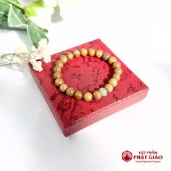 vong tay go dan huong charm ngoc luc bao xanh trang nha 2