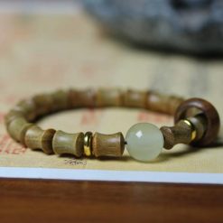 vong tay go dan huong xanh ket hop charm mau ngoc kich co 8mm 1