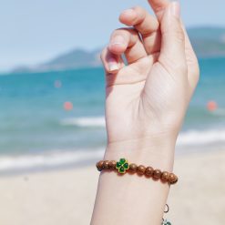 Vòng Tay Trầm Hương Tết Chữ Vạn Mix Charm Cỏ Bốn Lá Xanh 6mm 4 L1050947 1