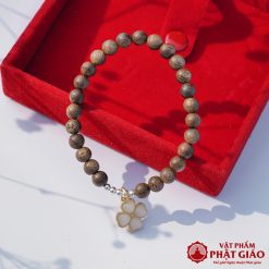 Vòng Tay Trầm Hương Mix Charm Cỏ Bốn Lá 6mm 2 L1060279