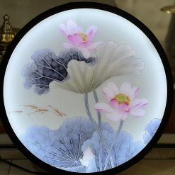 Đèn Hào Quang Tròn In Tranh Màu Hoa Sen TC351 2 den hao quang tron in tranh mau hoa sen 2