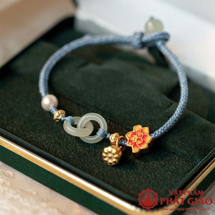 Vòng Đeo Tay Charm Hoa Sen Tinh Tế 9 vong deo tay charm hoa sen tinh te 1