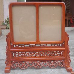 Khung ảnh thờ đôi 55x53x15 cm bằng gỗ hương kích thước ảnh 20x30 cm