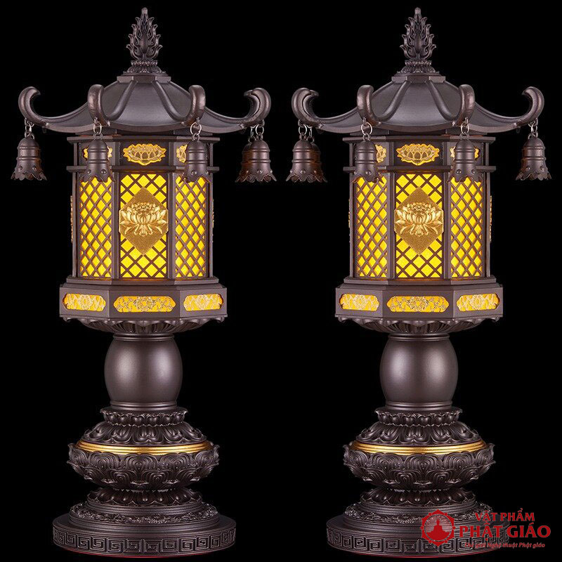 Đôi Đèn Thờ Tám Cát Tường Máu Chùa Thân Đồng, Cao 60cm 8 1 6