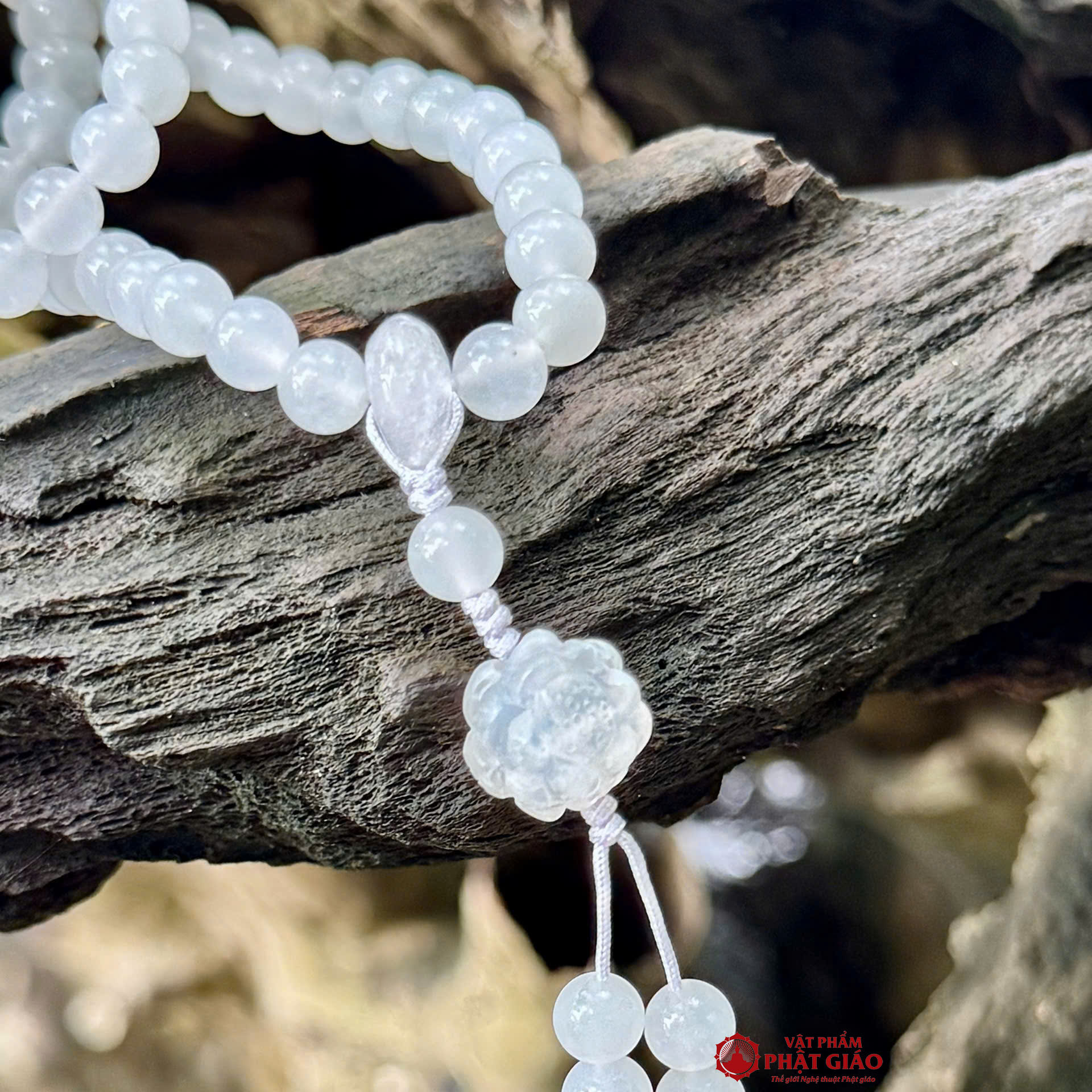 trang-hat-bach-ngoc-onyx-108-hat-6mm-mix-charm-hoa-sen-thach-anh-trang-3 trang hat bach ngoc onyx 108 hat 6mm mix charm hoa sen thach anh trang 3