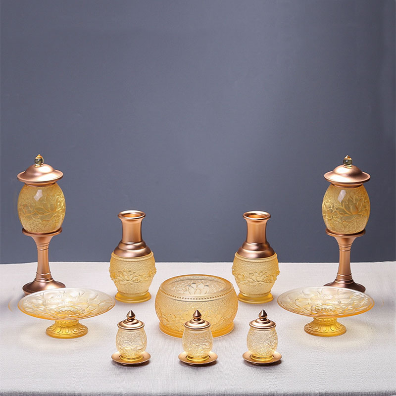 Bộ Đồ Thờ 10 Món Chất Liệu Lưu Ly Trong Suốt Họa Tiết Hoa Sen Tinh Tế 9 Bo Do Tho 10 Mon Chat Lieu Luu Ly Trong Suot Hoa Tiet Hoa Sen Tinh Te 9