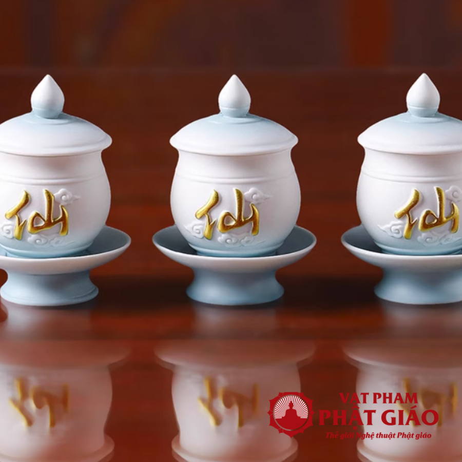 Cốc Nước Thờ Bằng Gốm Màu Trắng Xanh Chữ Tiên 7 Coc Nuoc Tho Bang Gom Mau Trang Xanh Chu Tien 7