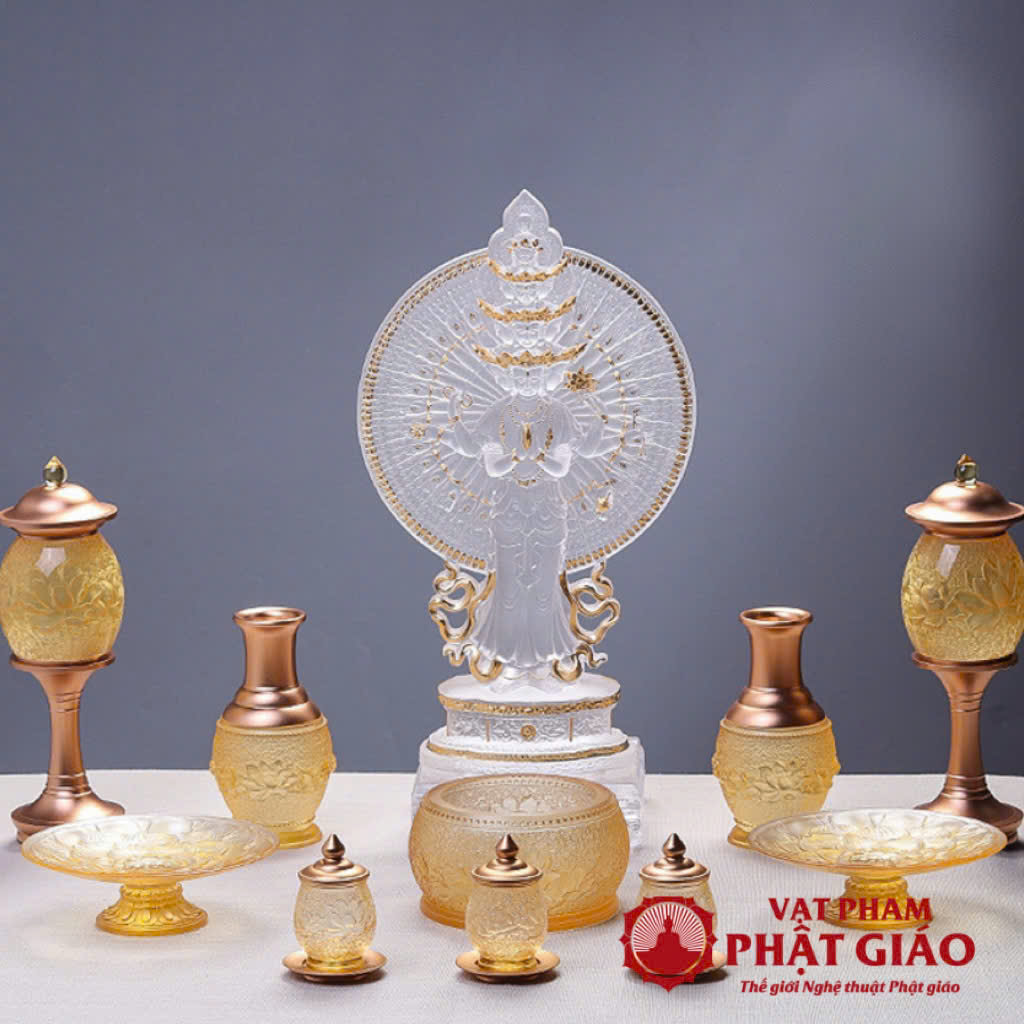 Ly Nước Thờ Lưu Ly Trong Suốt Họa Tiết Hoa Sen Tinh Tế 6 Ly Nuoc Tho Luu Ly Trong Suot Hoa Tiet Hoa Sen Tinh Te 6