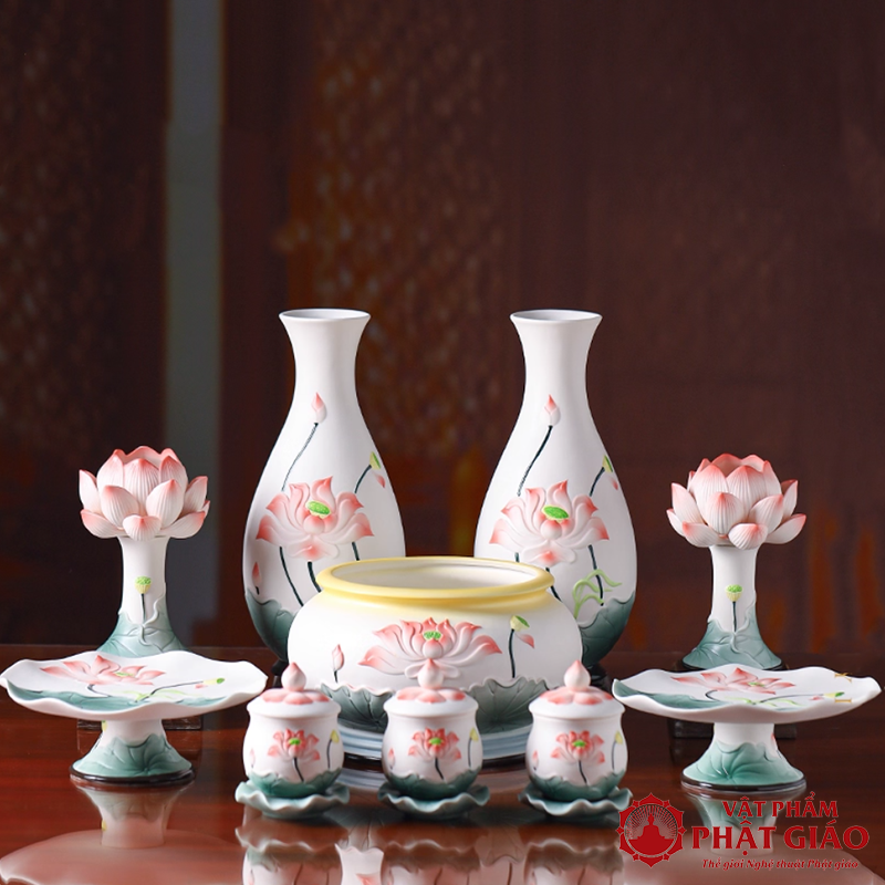 bo-do-tho-gom-su-tao-hinh-hoa-sen-do-trang-nha-4 bo do tho gom su tao hinh hoa sen do trang nha 4