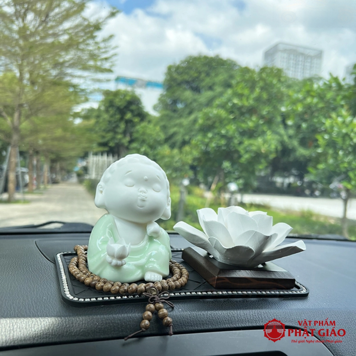 Chú Tiểu Chipi Sứ Xanh Cao Cấp Để Ô Tô 15 Chú Tiểu Chipi Sứ Xanh Cao Cấp Để Ô Tô - Ảnh 15
