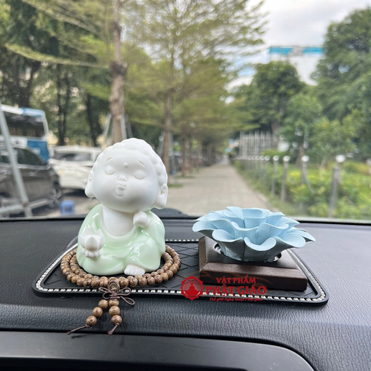 Chú Tiểu Chipi Sứ Xanh Cao Cấp Để Ô Tô 16 Chú Tiểu Chipi Sứ Xanh Cao Cấp Để Ô Tô - Ảnh 16