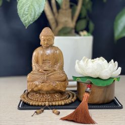 Tượng Phật A Di Đà Gỗ Bách Xanh Thơm Để Ô Tô