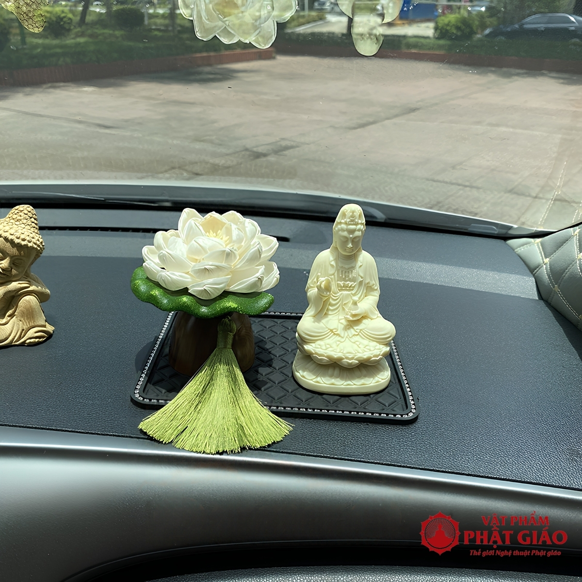 Tượng Phật Bà Quan Âm Để Ô Tô Bằng Ngọc Ngà 5 Tượng Phật Bà Quan Âm Để Ô Tô Bằng Ngọc Ngà - Ảnh 5